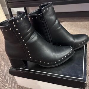 Qupid Black Ankle Boots with Silver Studs